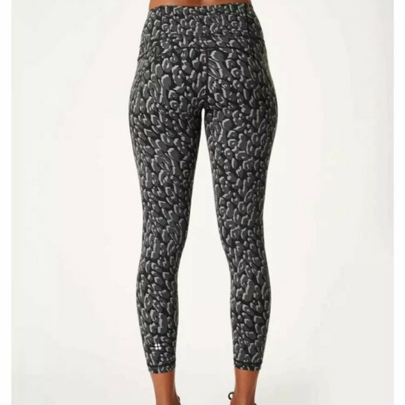 Sweaty Betty Power 7/8 Leggings Black Leopard - Picture 7 of 7